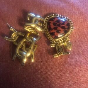 ❤️Betsey Johnson Broken Stretch Bracelet- $20 or $15 w/offer